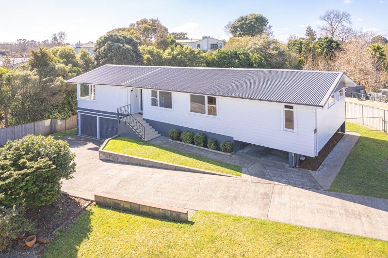 22 Tregarth Street, Saint Johns Hill, Whanganui - Carousel 1