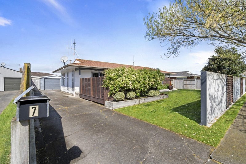 7 Chadwick Place, Highbury, Palmerston North - Carousel 17