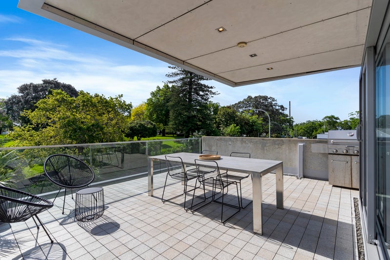 108 Park Road, Grafton, Auckland - Carousel 2