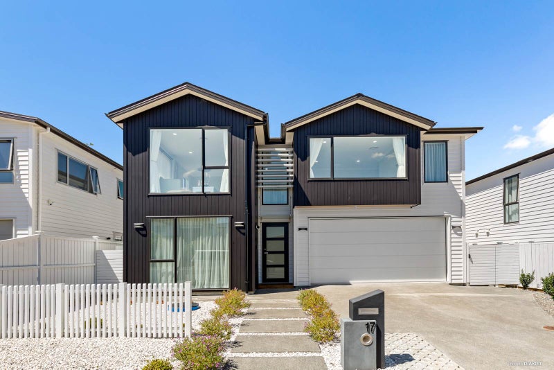 17 Bight Road, Long Bay, Auckland - Carousel 1