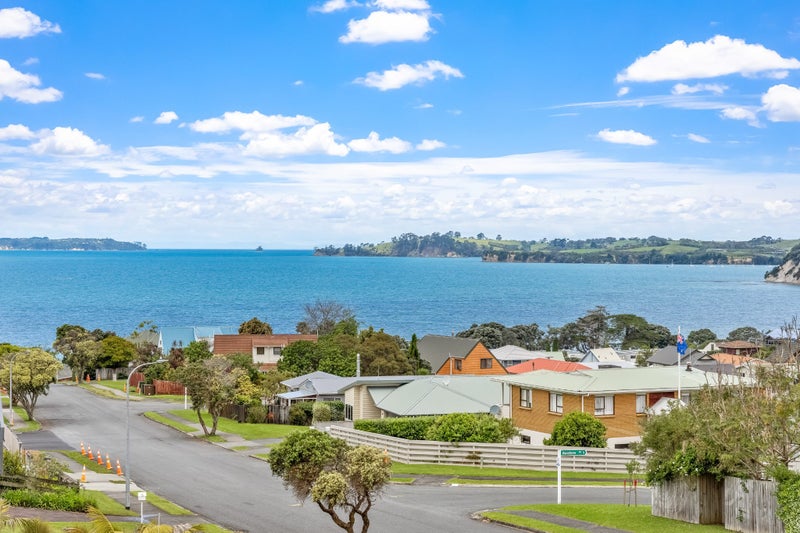 14 Tamatea Drive, Snells Beach, Snells Beach - Carousel 1