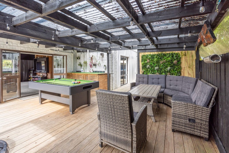 66 Chedworth Avenue, Chedworth, Hamilton - Carousel 1