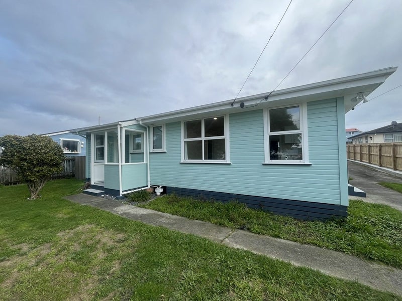 74A Te Pene Avenue, Titahi Bay, Porirua - Carousel 1