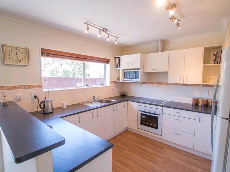 2/24 Ranui Road, Stoke, Nelson - Carousel 2