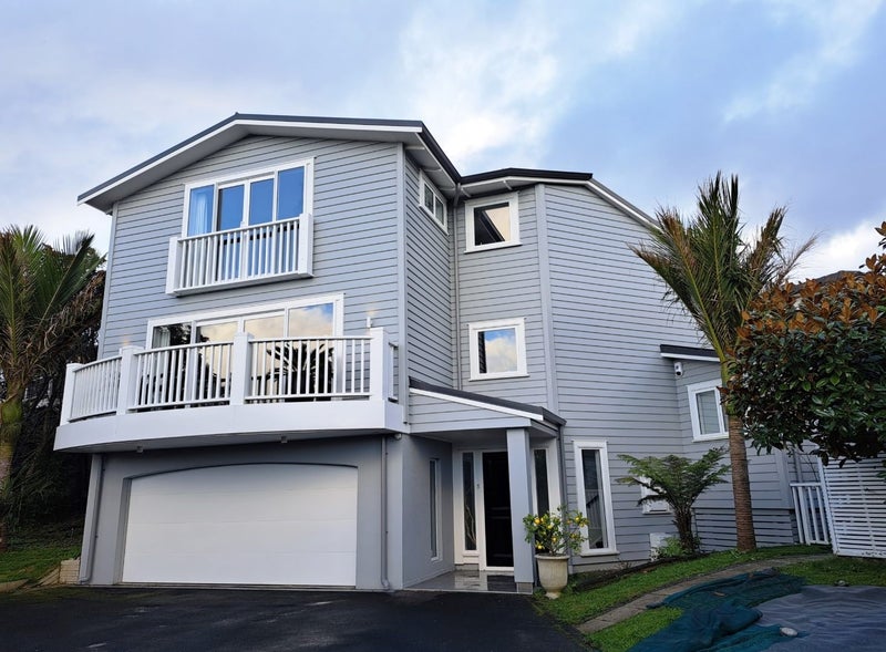 1/308 Beach Road, Campbells Bay, Auckland - Carousel 1