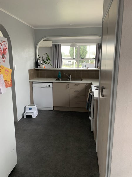 106 Masters Avenue, Silverdale, Hamilton - Carousel 6