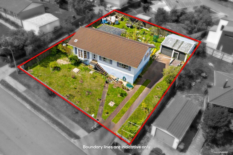 13 Midgley Road, West Harbour, Auckland - Carousel 1