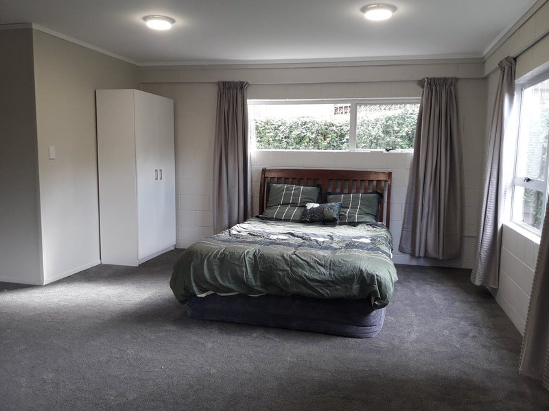 32 Arthur Road, Hillpark, Auckland - Carousel 1