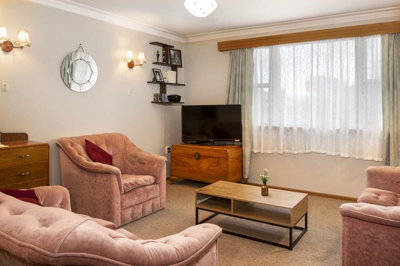 2C Karina Crescent, Redwoodtown, Blenheim - Carousel 2