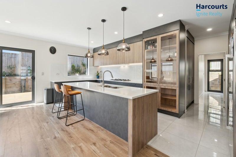 28 Crossgar Road, Flat Bush, Auckland - Carousel 2