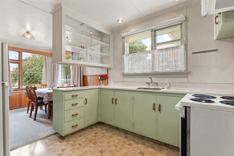 2A Teignmouth Street, Abbotsford, Dunedin - Carousel 2