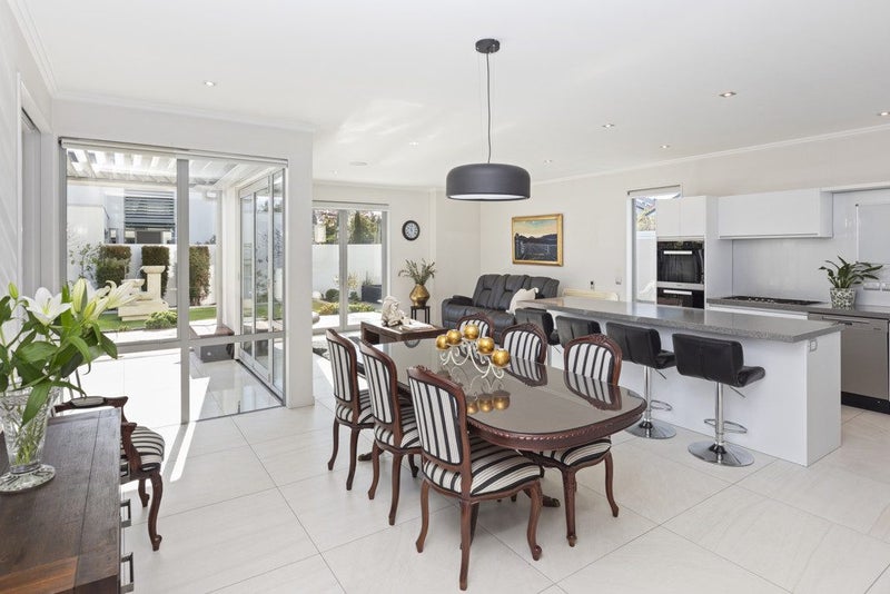 11 Roa Road, Fendalton, Christchurch - Carousel 2