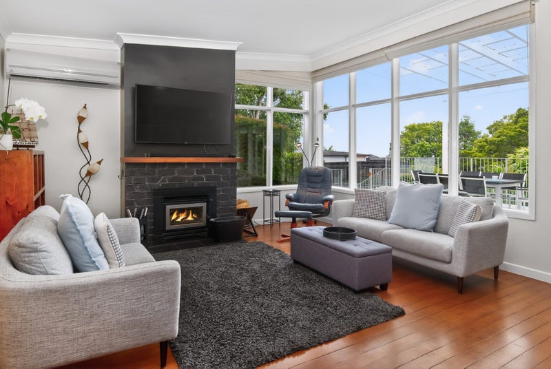 46 Pah Road, Cockle Bay, Auckland - Carousel 2