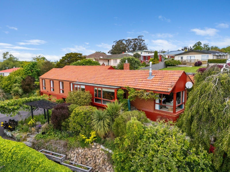 16 Solway Street, Holmes Hill, Oamaru - Carousel 28