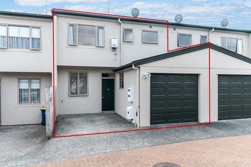 3/36 Fields Parade, Oteha, Auckland - Carousel 1