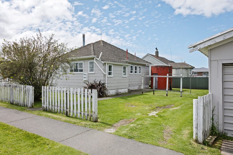 586 Gladstone Road, Te Hapara, Gisborne - Carousel 2