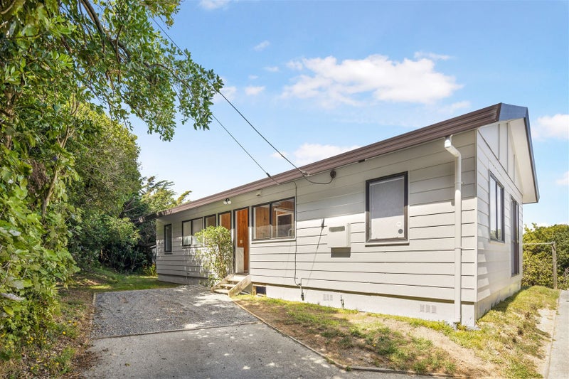 42B Glanmire Road, Newlands, Wellington - Carousel 2