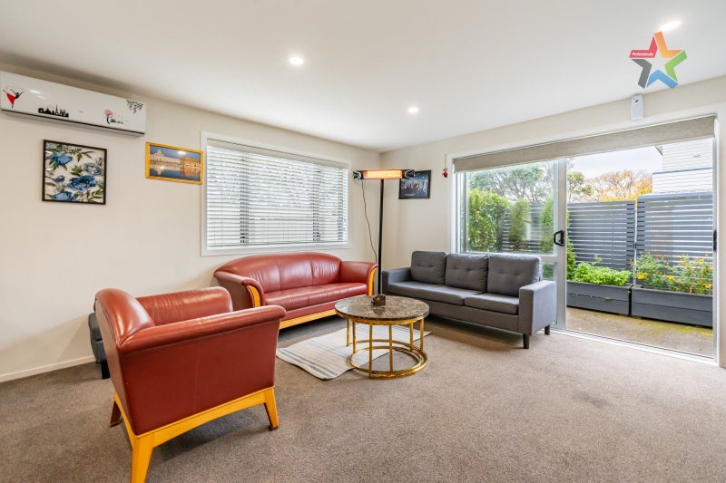 9/31 Tennyson Street, Petone, Lower Hutt - Carousel 1