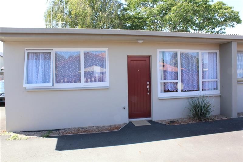 8F Ford Street, Hamilton East, Hamilton - Carousel 1