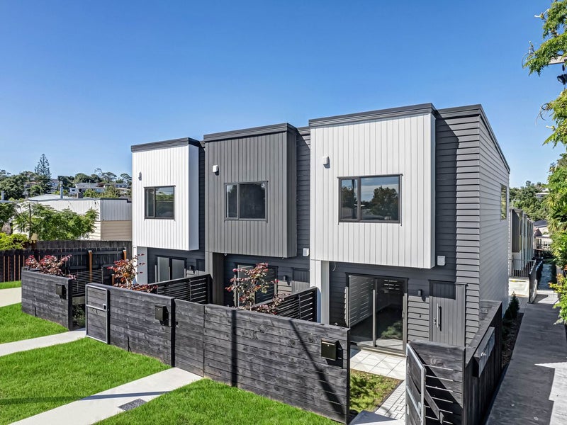 1/47 Awaroa Road, Sunnyvale, Auckland - Carousel 1