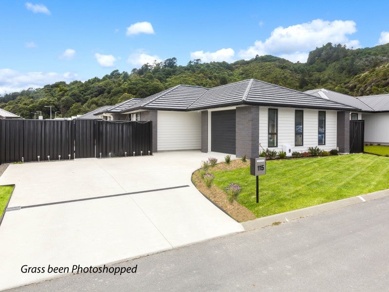 115 Mawai Hakona Drive, Wallaceville, Upper Hutt - Carousel 1