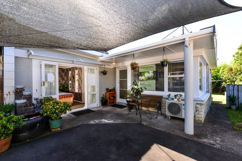 7A Bolmuir Road, Forest Lake, Hamilton - Carousel 1