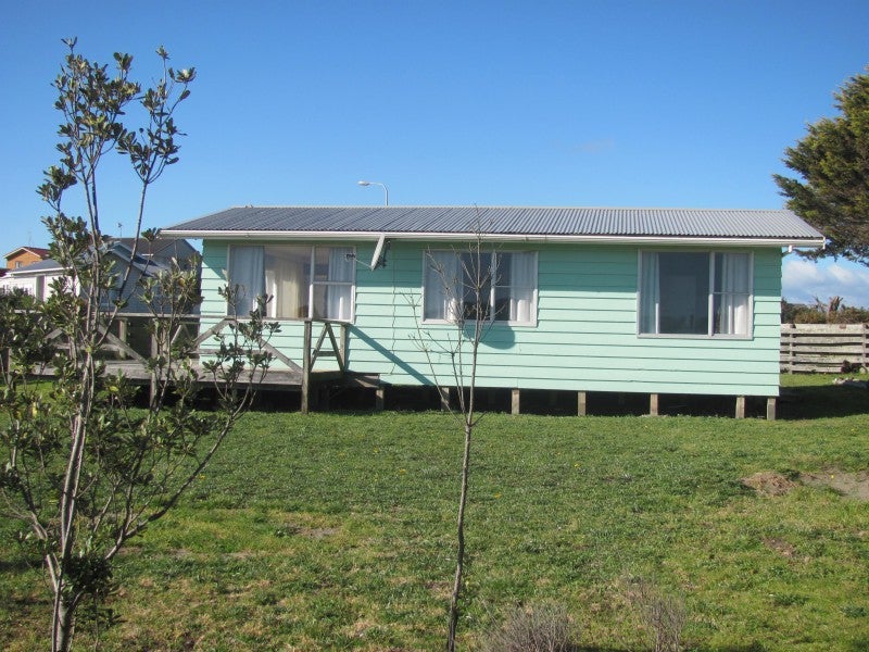 54 Kahukura Avenue, Waitarere Beach, Levin - Carousel 2