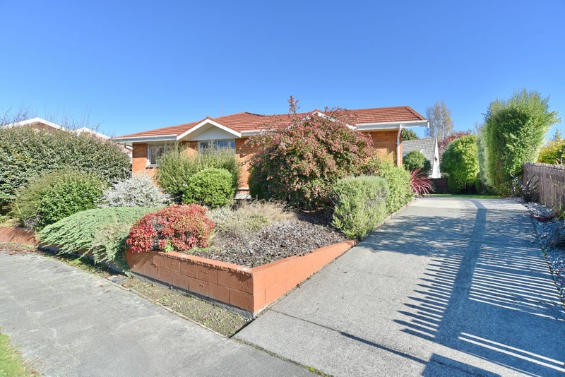 36 Highland Place, Avonhead, Christchurch - Carousel 27