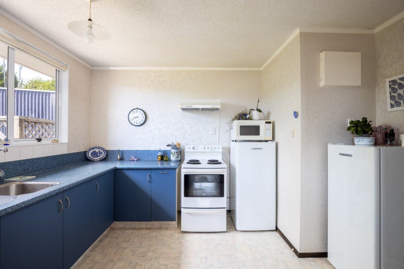 33 South Road, Blagdon, New Plymouth - Carousel 2