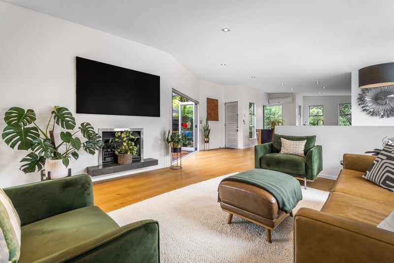 1/32 Peary Road, Mount Eden, Auckland - Carousel 2