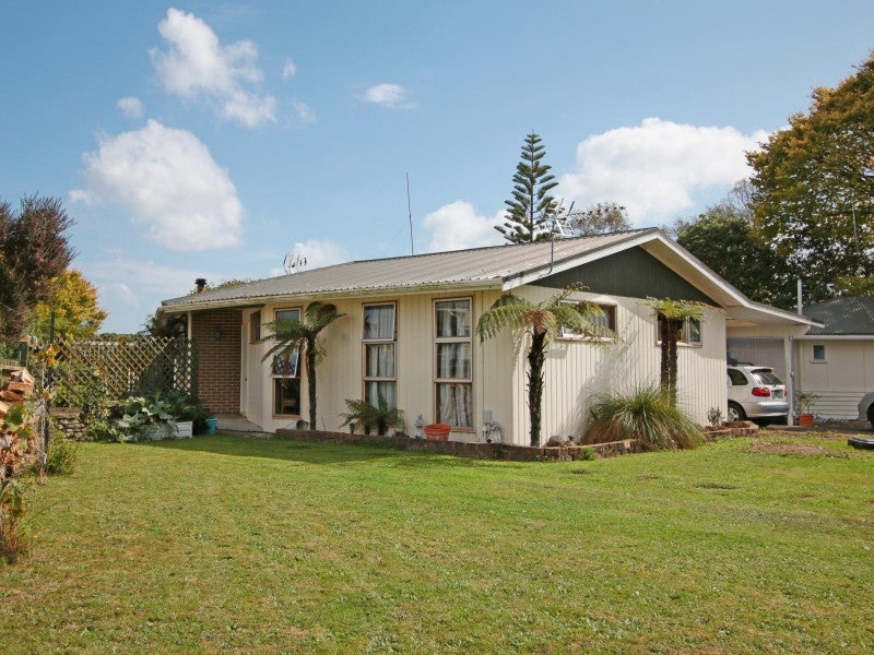 6 Weber Place, Roslyn, Palmerston North - Carousel 1
