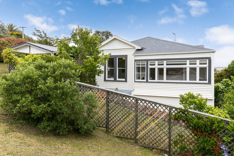 119 Northland Road, Northland, Wellington - Carousel 1