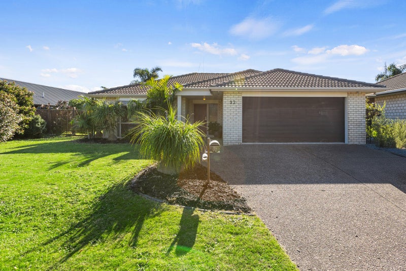 32 Santa Cruz Drive, Papamoa Beach, Papamoa - Carousel 1