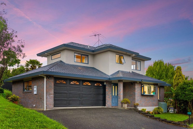 64 Milan Drive, Glen Eden, Auckland - Carousel 1