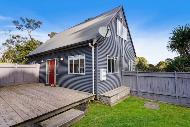 2/38 Noeleen Street, Glenfield, Auckland - Carousel 1