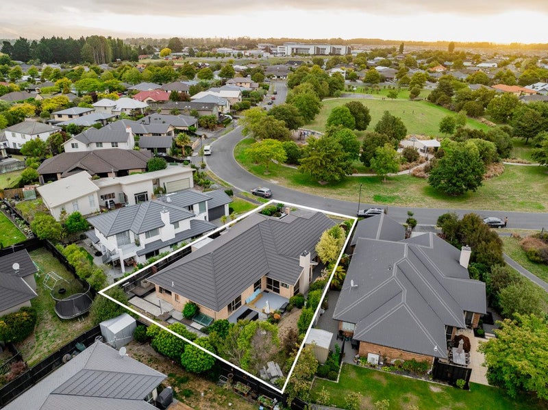 30 Titirangi Crescent, Parklands, Christchurch - Carousel 2