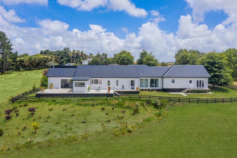 204A Woodhouse RD, Patumahoe, Pukekohe - Carousel 2