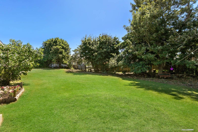 21 Lachlan Place, Favona, Auckland - Carousel 2