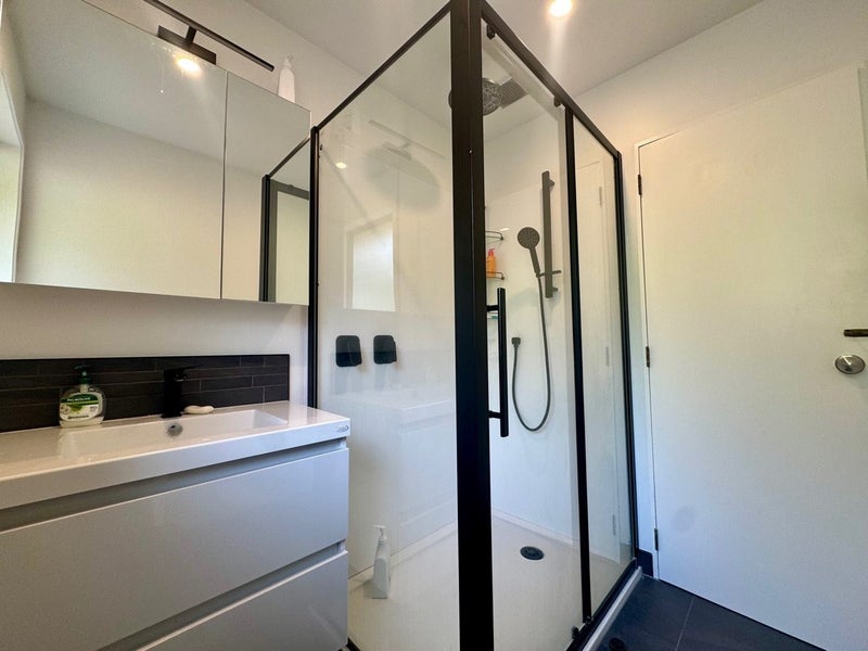 45 Hazlewood Avenue, Karori, Wellington - Carousel 9