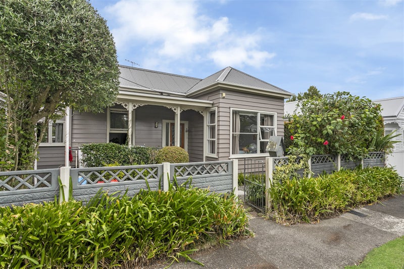 2 Leslie Avenue, Sandringham, Auckland - Carousel 16