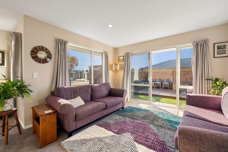 21 Bernadette Street, Aidanfield, Christchurch - Carousel 2