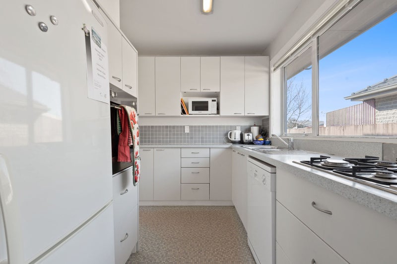 93 Farquhars Road, Redwood, Christchurch - Carousel 2