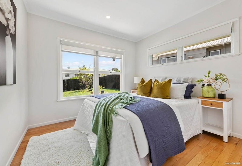 2/30 Hororata Road, Hauraki, Auckland - Carousel 2