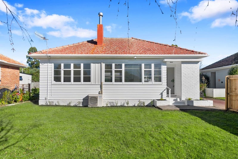 9 Parry Street, Sandringham, Auckland - Carousel 1