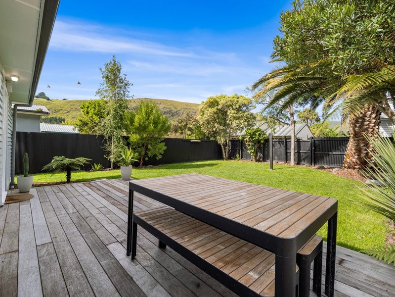 4 Denman Street, Sumner, Christchurch - Carousel 1