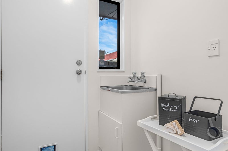 2/51 Tilford Street, Woolston, Christchurch - Carousel 13