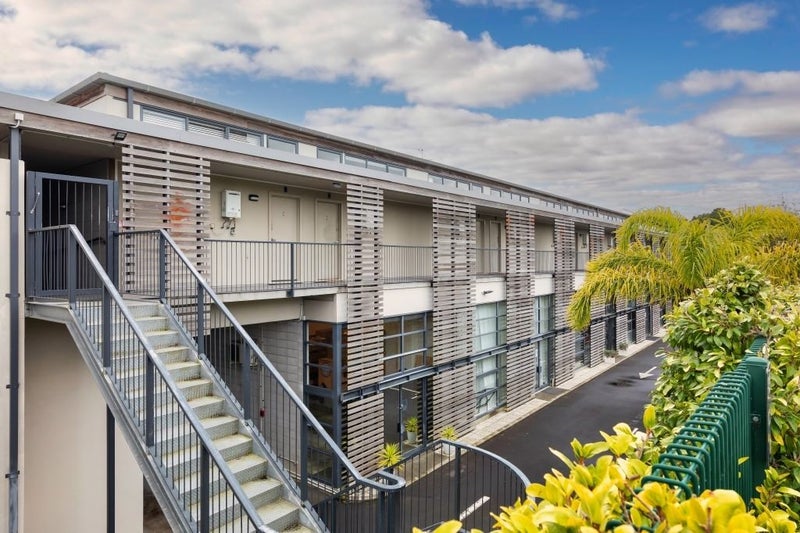 57C Livingstone Street, Westmere, Auckland - Carousel 1