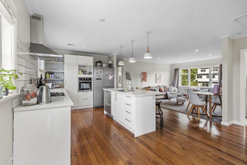 12 Krull Street, Vogeltown, Wellington - Carousel 1