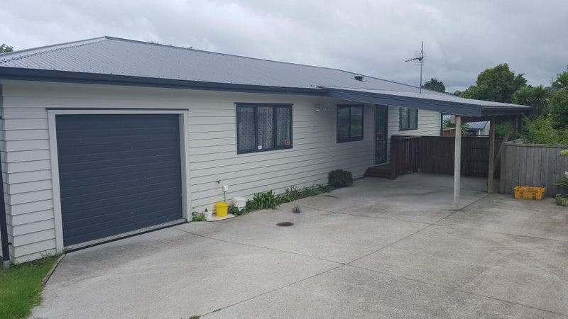 18 Kiernan Place, Kelston, Auckland - Carousel 1