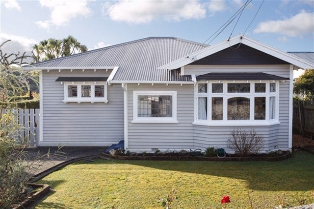 7 Milburn Street, Corstorphine, Dunedin - Carousel 1